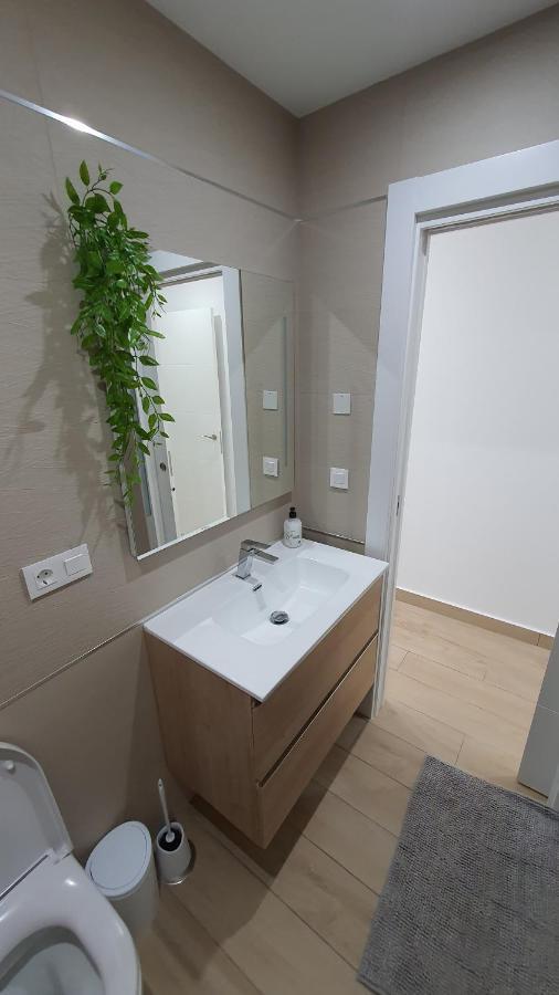 Beautiful Condo In Laguna Beach Resort Overlooking Laguna Rosa In Torrevieja With 2 Bedrooms And 2 Bathrooms Eksteriør billede