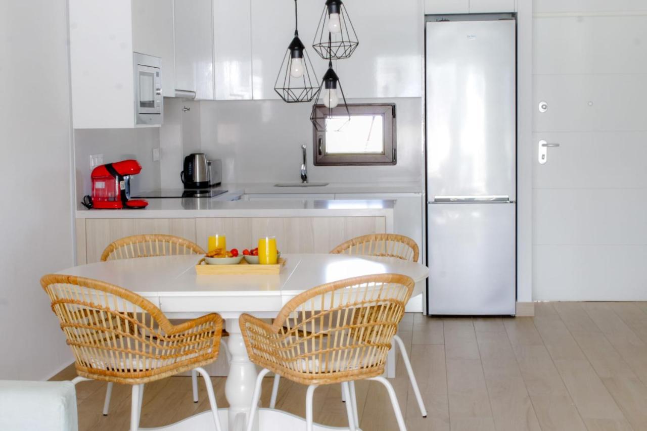 Beautiful Condo In Laguna Beach Resort Overlooking Laguna Rosa In Torrevieja With 2 Bedrooms And 2 Bathrooms Eksteriør billede