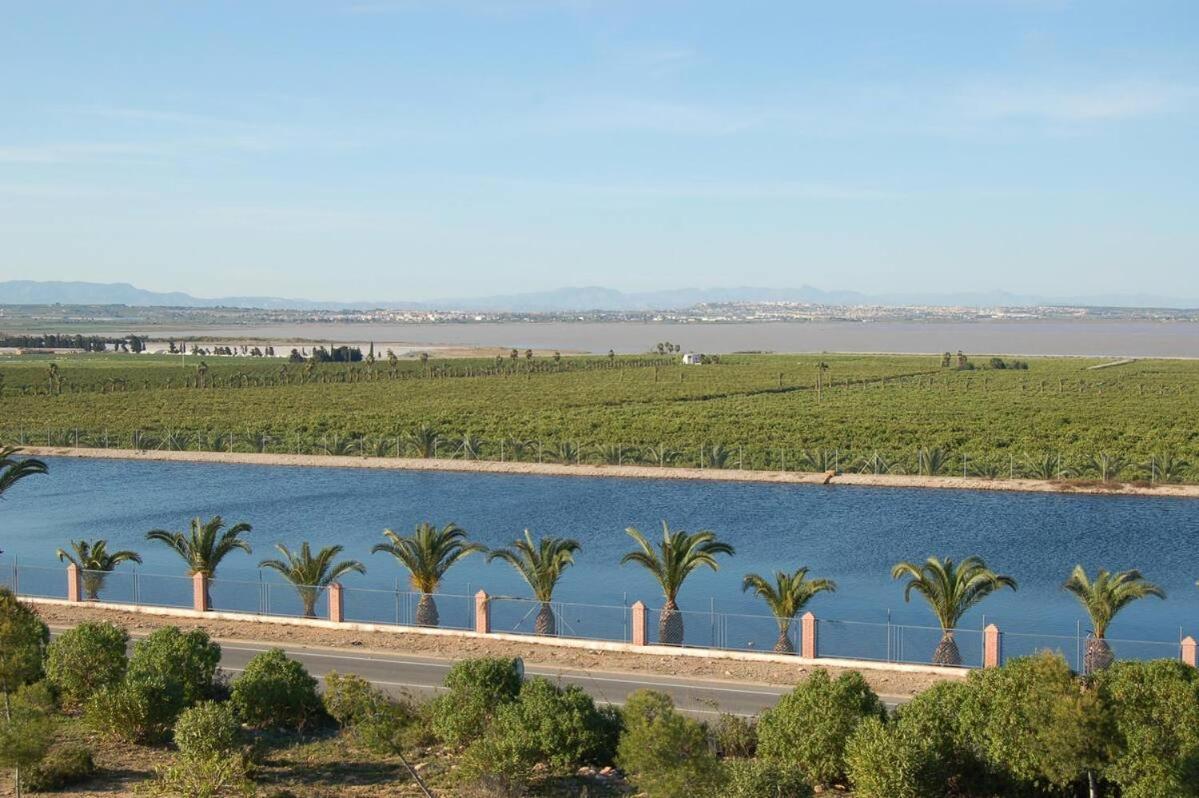 Beautiful Condo In Laguna Beach Resort Overlooking Laguna Rosa In Torrevieja With 2 Bedrooms And 2 Bathrooms Eksteriør billede